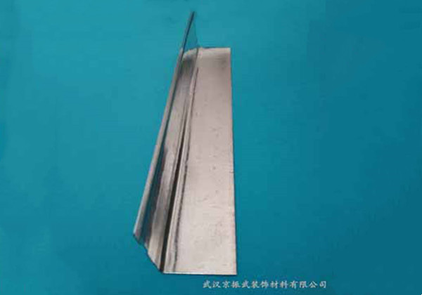 異形龍骨直角 0.5